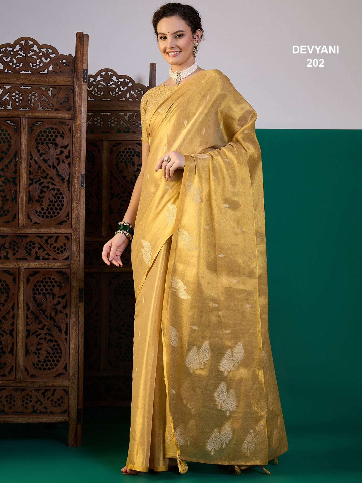 Premium Tissue Silk Saree With Rich Zari Woven Motifs & Designer Woven Blouse