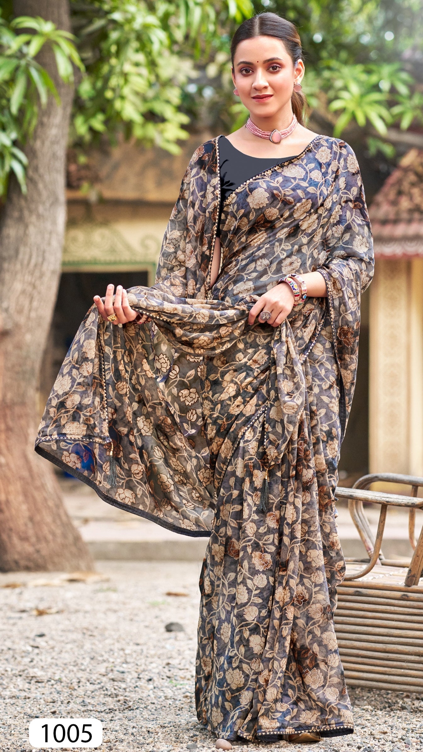 Fancy Jal Print Saree For Casual & Office Wear