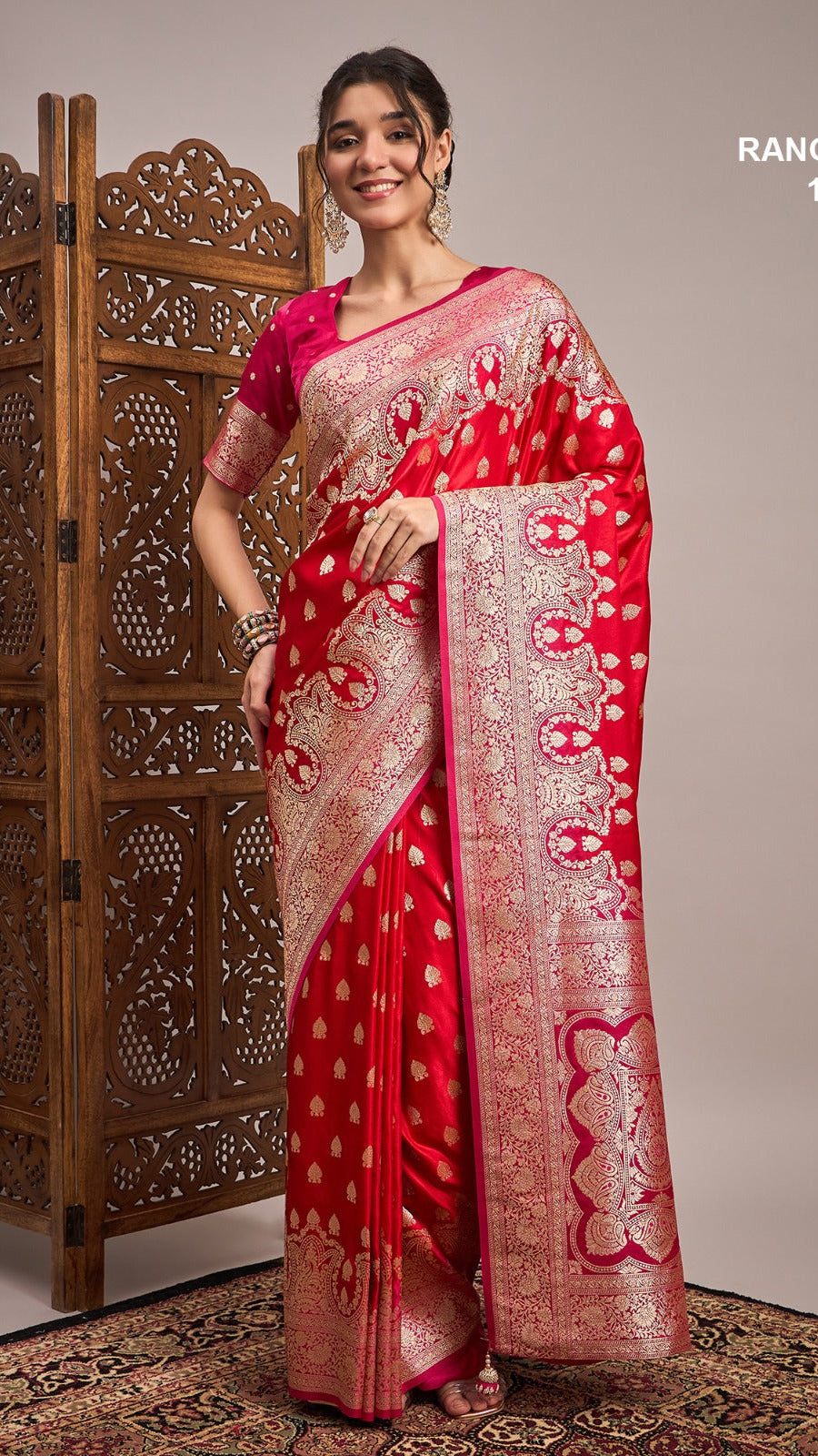 heavy zari border saree wor wedding 
